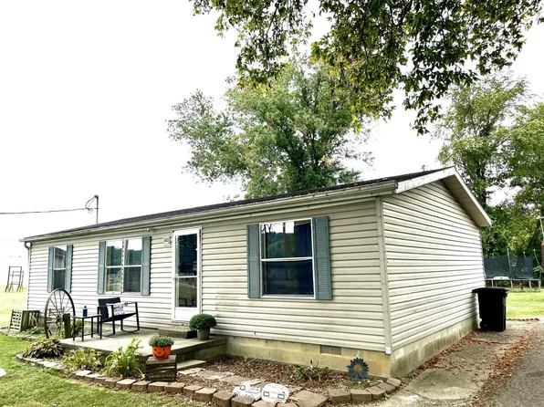 15541 Elm Rock Rd, Nelsonville, OH 45764