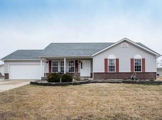 64 Robin Hood Dr, Troy, MO 63379