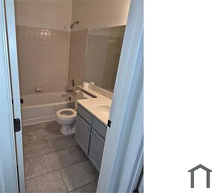 3074 W Camino Fresco — Photo 7