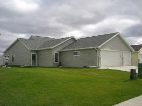 1st image of 3132 32nd St S