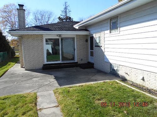 5th image of 608 Thornwood Dr
