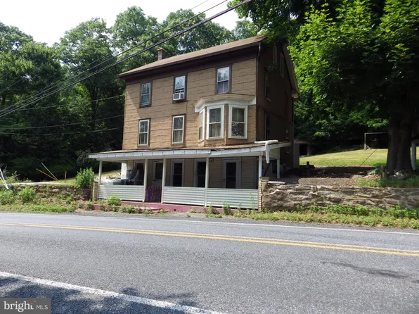 1634 E Main St, Hegins, PA 17938
