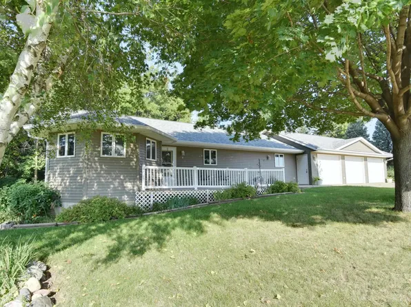 1 Grandview Dr, Estherville, IA 51334