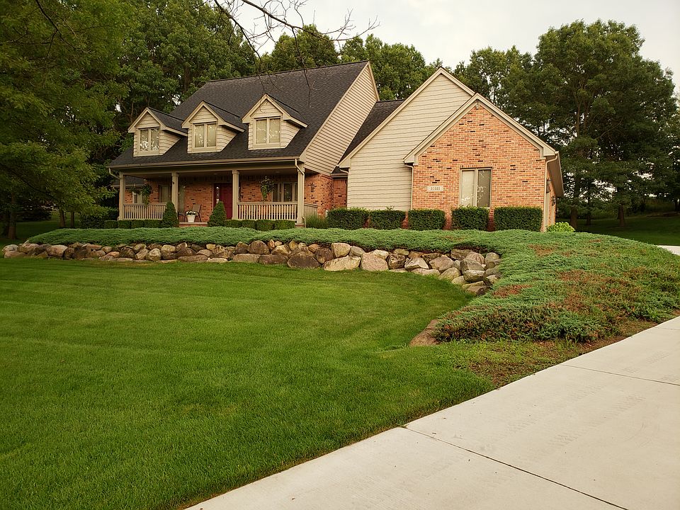 1st image of 10121 Windy Knoll Ct