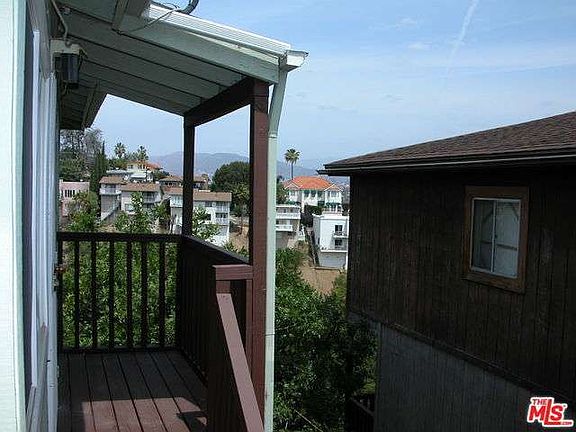 5th image of 4615 Nob Hill Dr