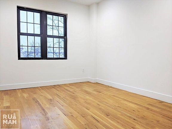4th image of 139 Woodbine St #1F