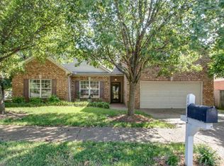 1043 Glastonbury Dr, Franklin, TN 37069