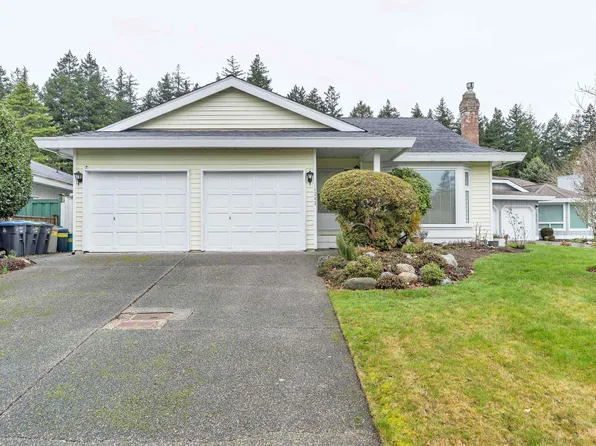 14243 19a Ave, Surrey, BC V4A 7X7