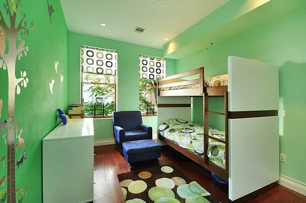 Sold by Corcoran | media 29