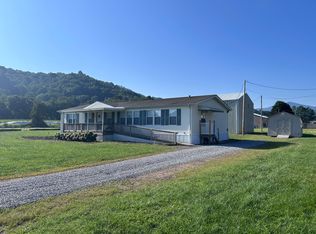 25 Lester Ln, Waynesville, NC 28785