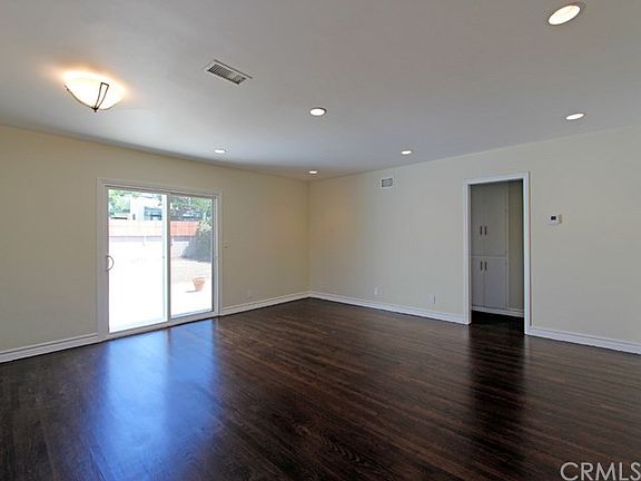 4th image of 5066 N Greer Ave