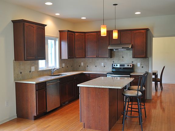 5th image of 5 Chatsworth Way
