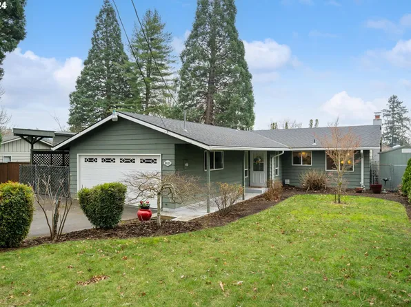 8630 SW Birch St, Portland, OR 97223
