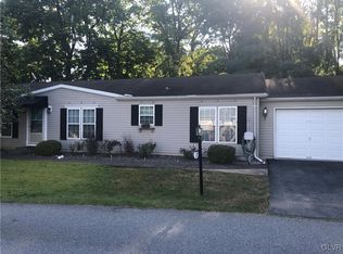 17 Abbey Rd, Easton, PA 18040