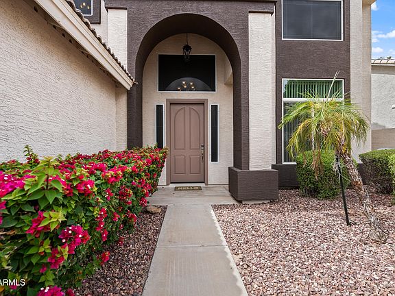 3rd image of 7178 W HONEYSUCKLE Drive W