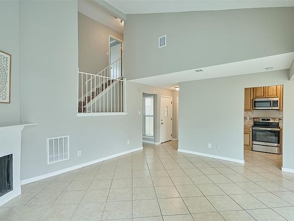5th image of 10319 Richmond Hill Dr