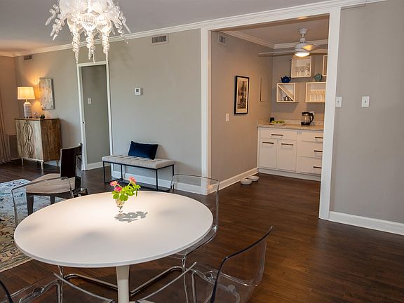 5th image of 3080 Walnut Grove Rd APT 406