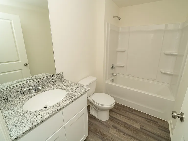 1860 Grand Rdg — Photo 15
