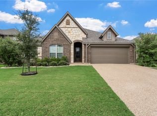 903 Heriot Ct, Mcgregor, TX 76657