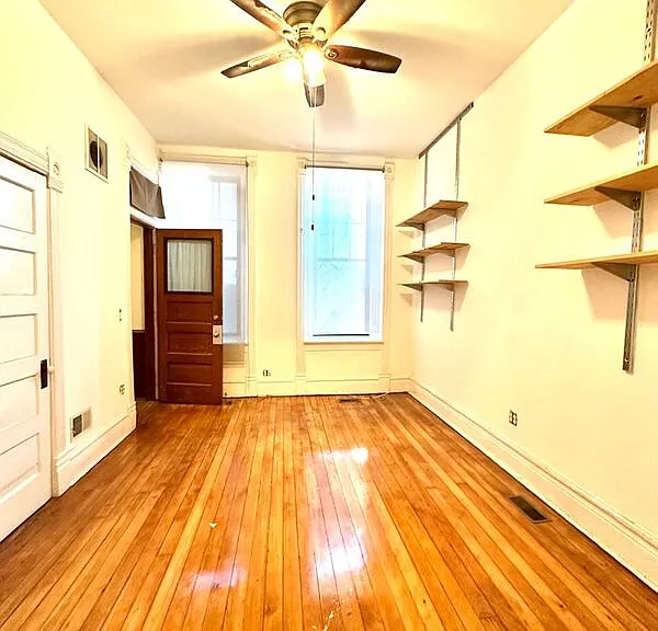 1656 S Throop St #1R — Photo 4