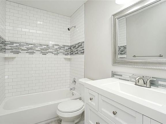 4th image of 3028 N 84th Ter