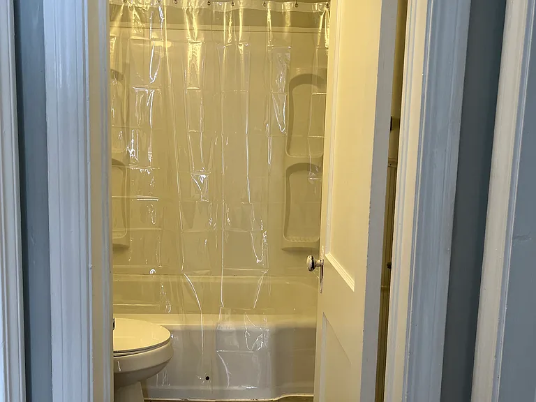 1203 S Erie Ave — Photo 15