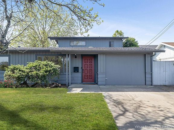 5th image of 1277 Matanzas Way