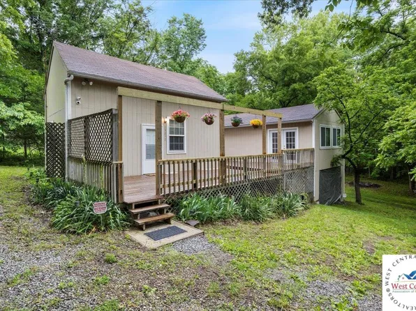 23272 Mitchell St, Warsaw, MO 65355