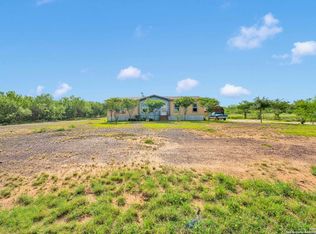115 County Road 2667, Moore, TX 78057