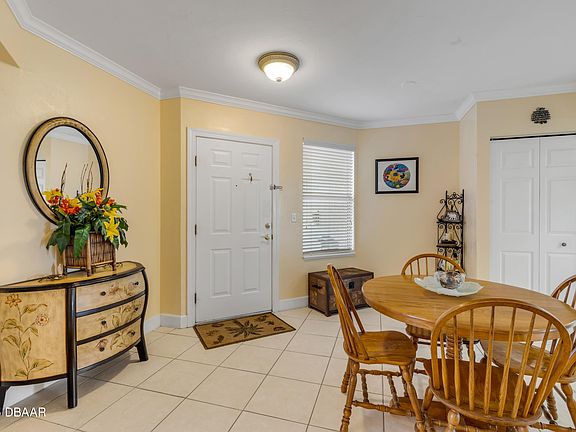 5th image of 430 Bouchelle Dr APT 204
