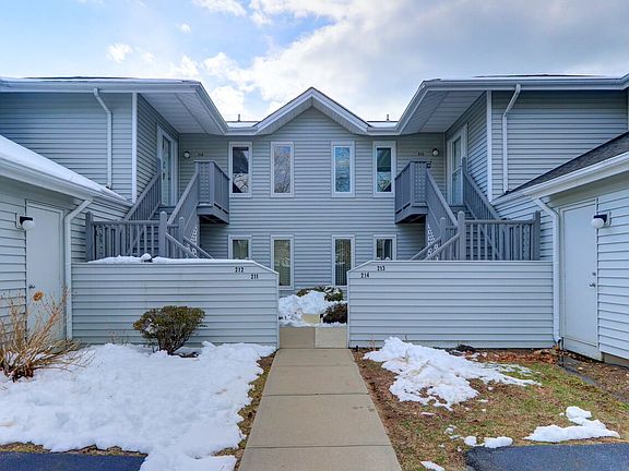 2nd image of 214 Elton Ct W