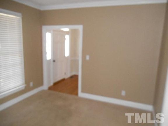 4th image of 607 Birkdale Dr
