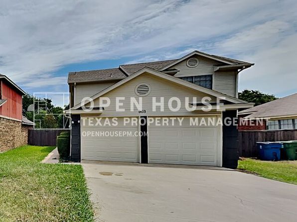 903 Boxwood Dr