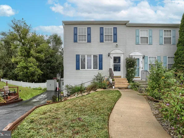 59 Red Barberry Dr, Etters, PA 17319