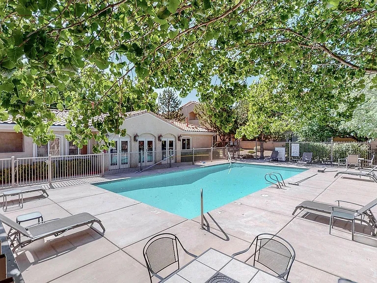 6800 Vista Del Norte Rd NE #921 — Photo 33