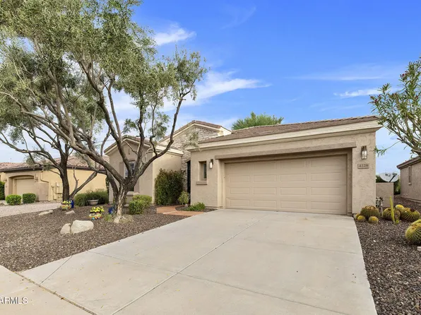 4228 E CAROB Drive, Gilbert, AZ 85298