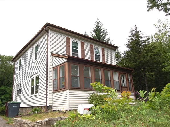 277 Court St, Dedham, MA 02026