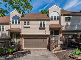 30 Greenleaf Rd, York, PA 17406