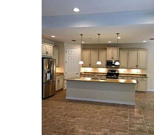 5th image of 10195 Avonleigh Dr