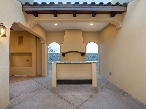 Ideal Outdoor Living Spaces