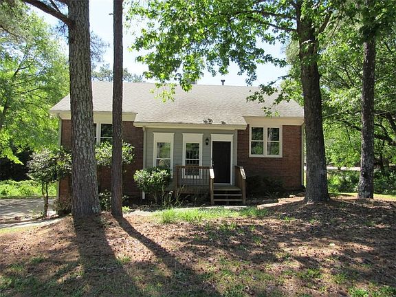 2nd image of 1035 Walker Place Dr