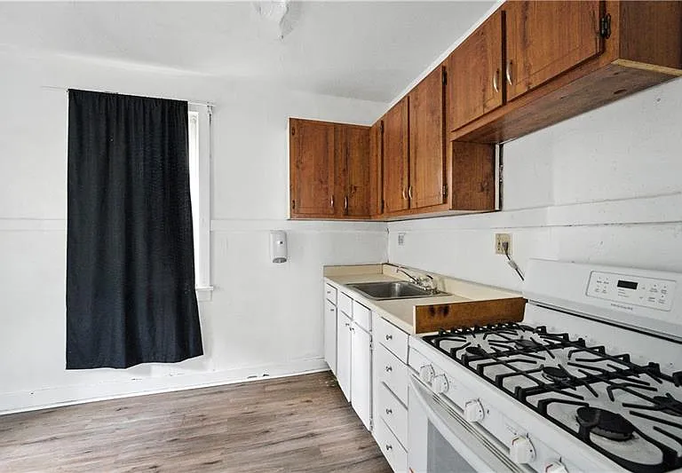 2505 Gable St — Photo 17