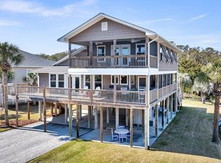 601 Pompano Rd, Edisto Island, SC 29438