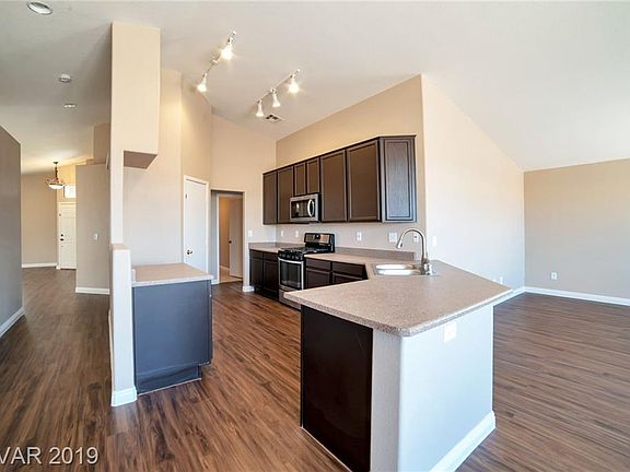 4th image of 5978 Gulf Island Ave