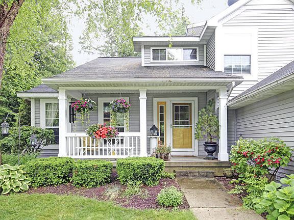 5th image of 14952 Woodacre Ct