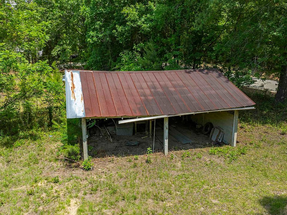 1st image of 242 Sugar Loaf Rd