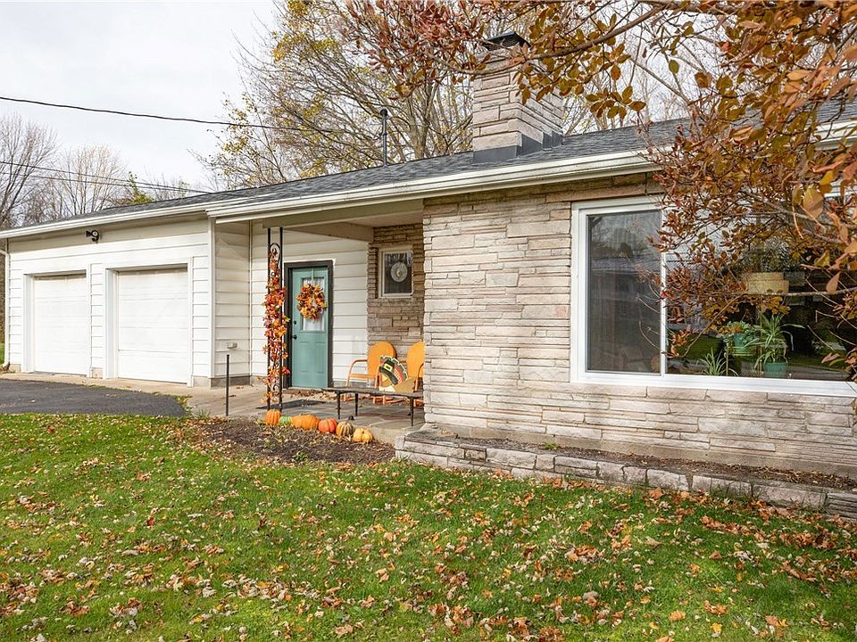 47 Clymer St, Auburn, NY 13021 Zillow