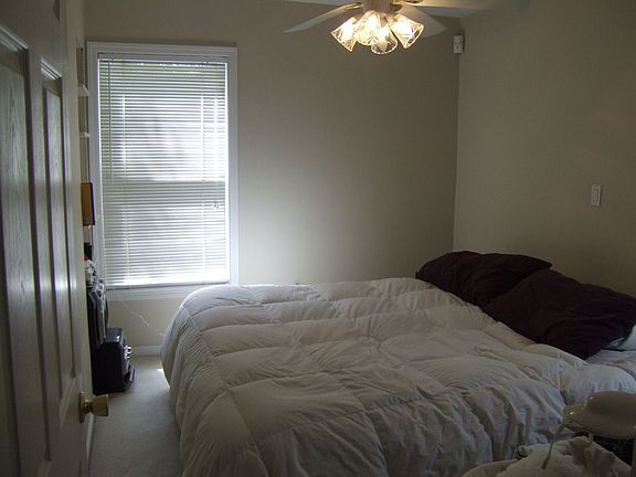 4th image of 505 Pearl St