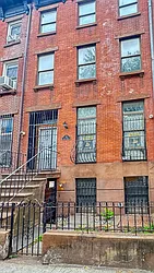 78 Hoyt Street