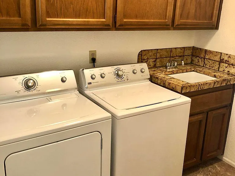 4800 E Mountain View Rd — Photo 23